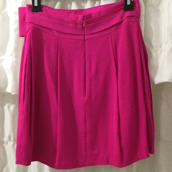 BCBG MaxAzria Runway Pink Sz0 Silk Skirt w Bow - Picture 3 of 5